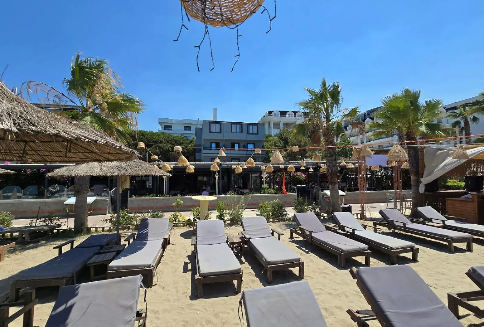 Okej Hotel Golem   Golem (Tirana)