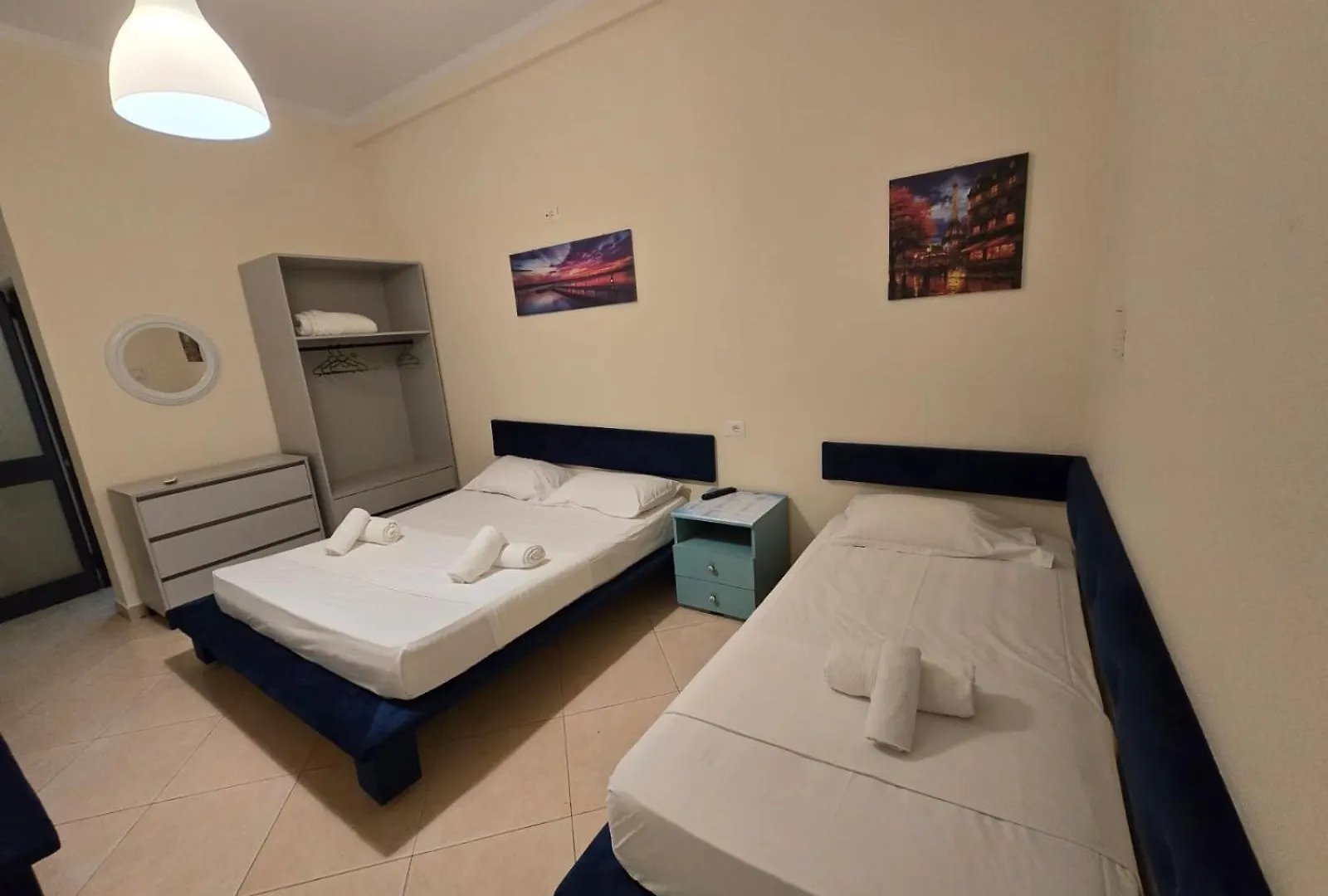 Okej Hotel Golem  Albanien