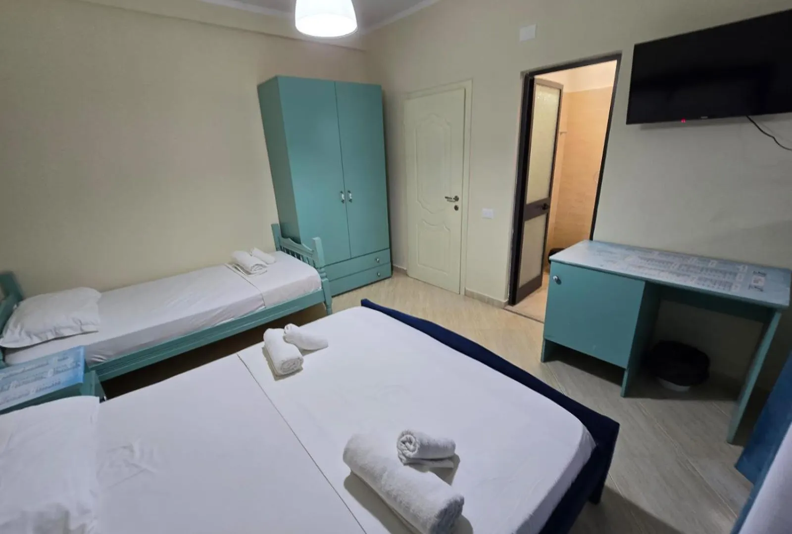 Okej Hotel Golem
