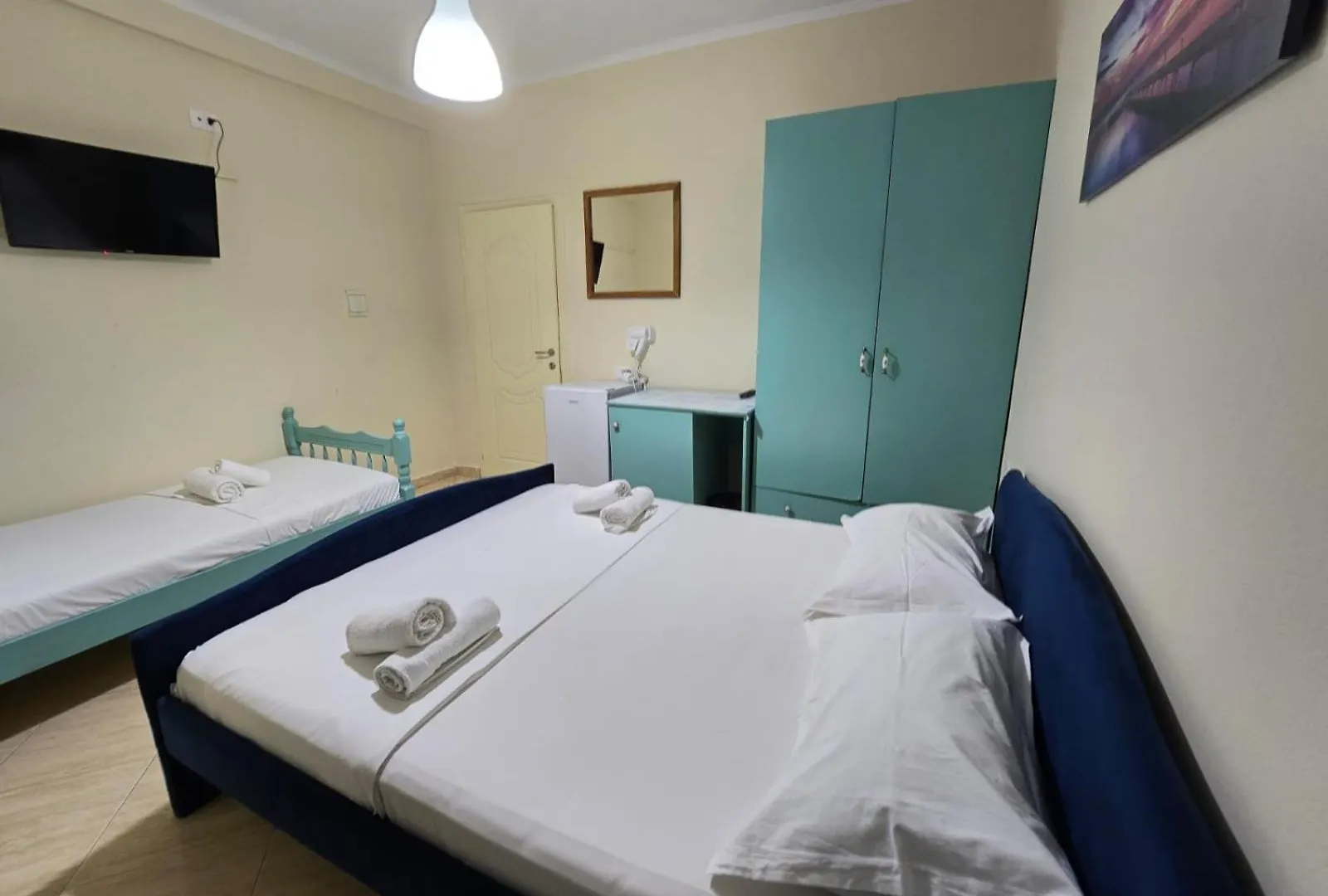 Okej Hotel Golem  0*, Golem (Tirana)