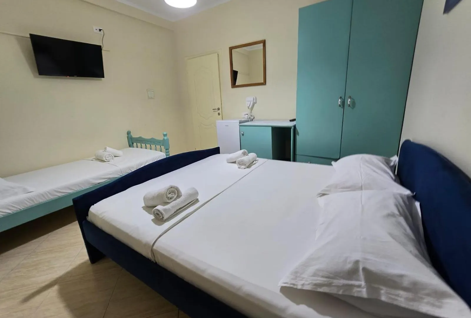 Okej Hotel Golem  0*, Golem (Tirana)