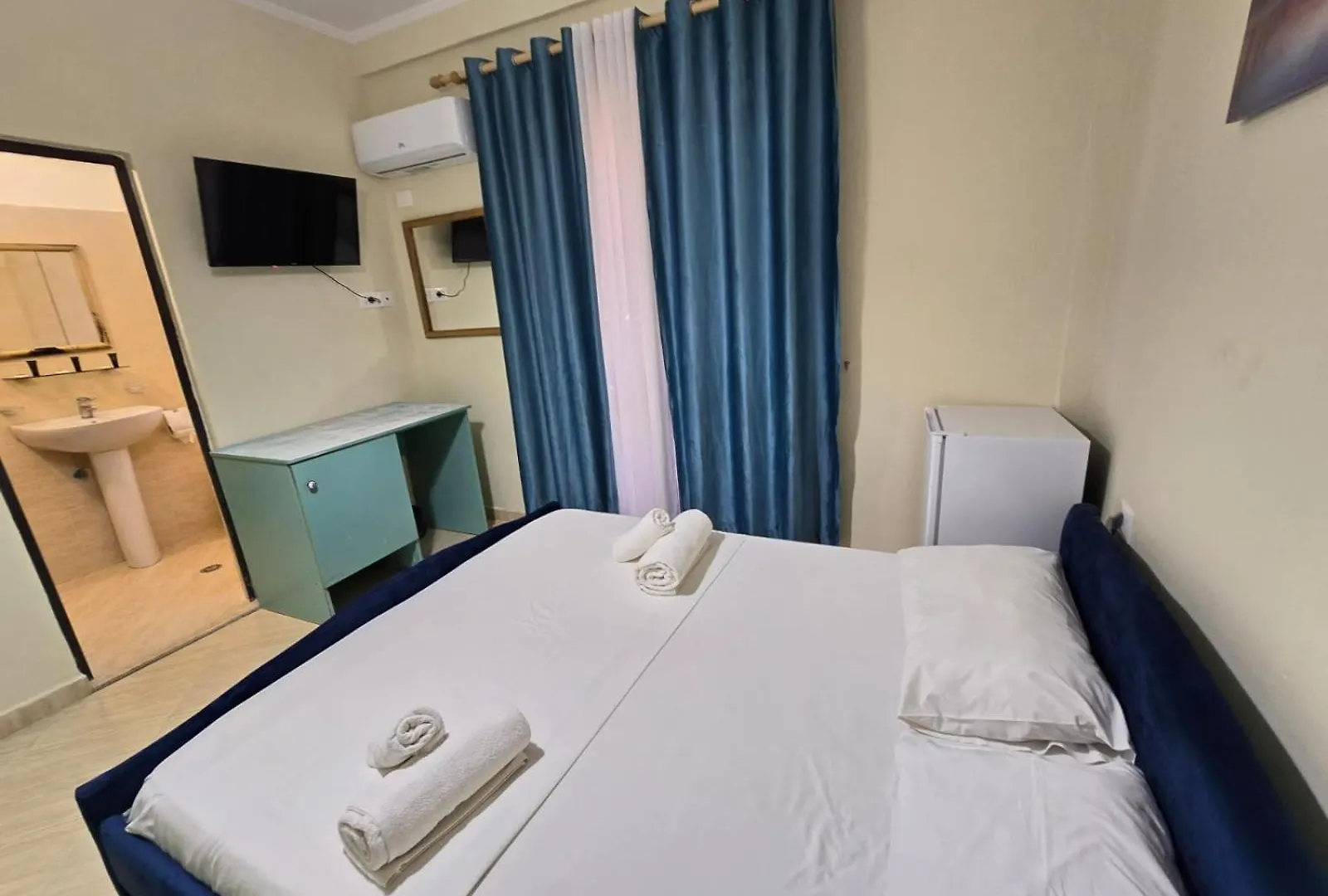 Okej Hotel Golem