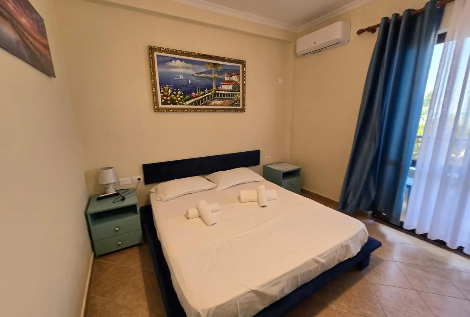 Okej Hotel Golem