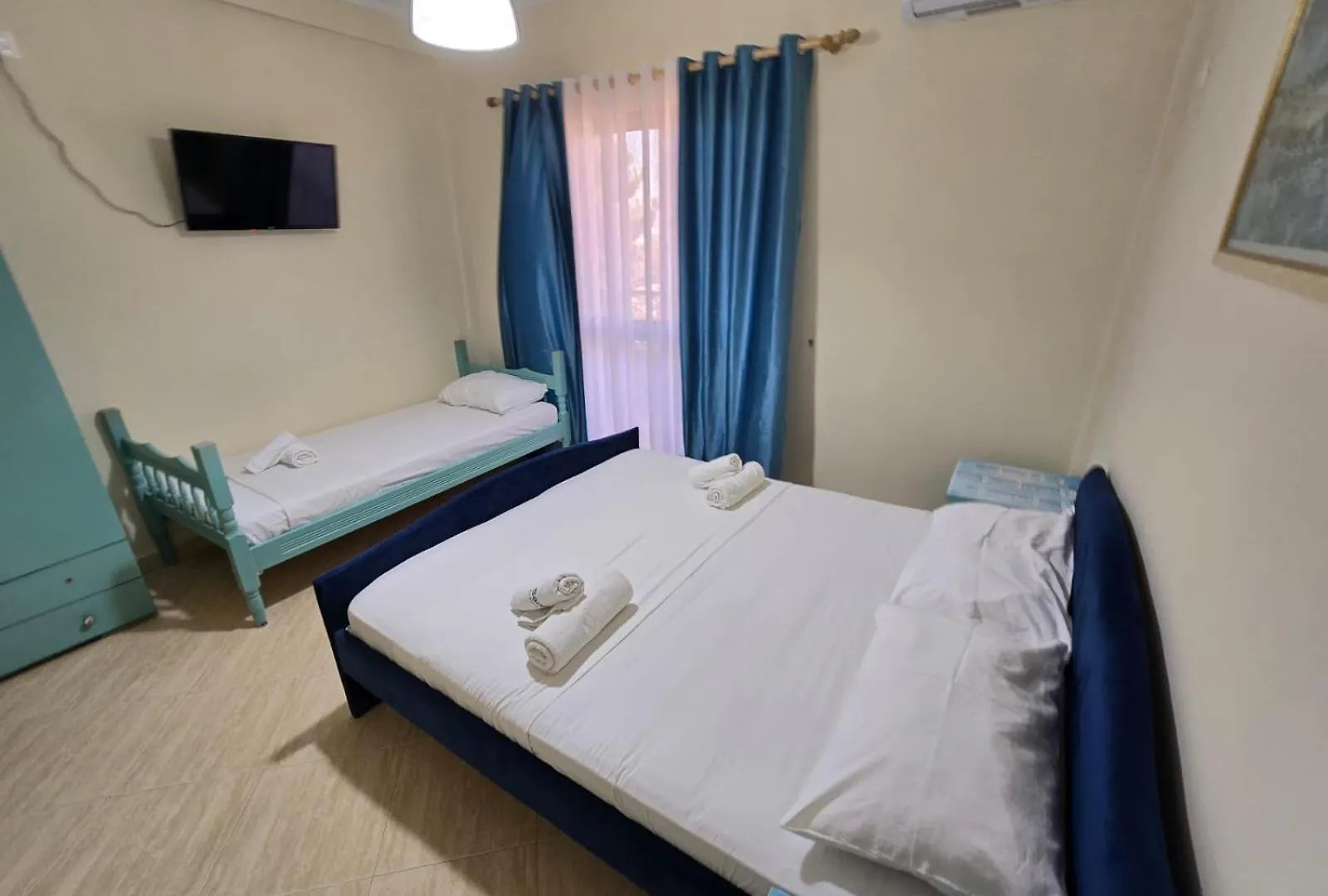 Okej Hotel Golem  0*, Golem (Tirana)