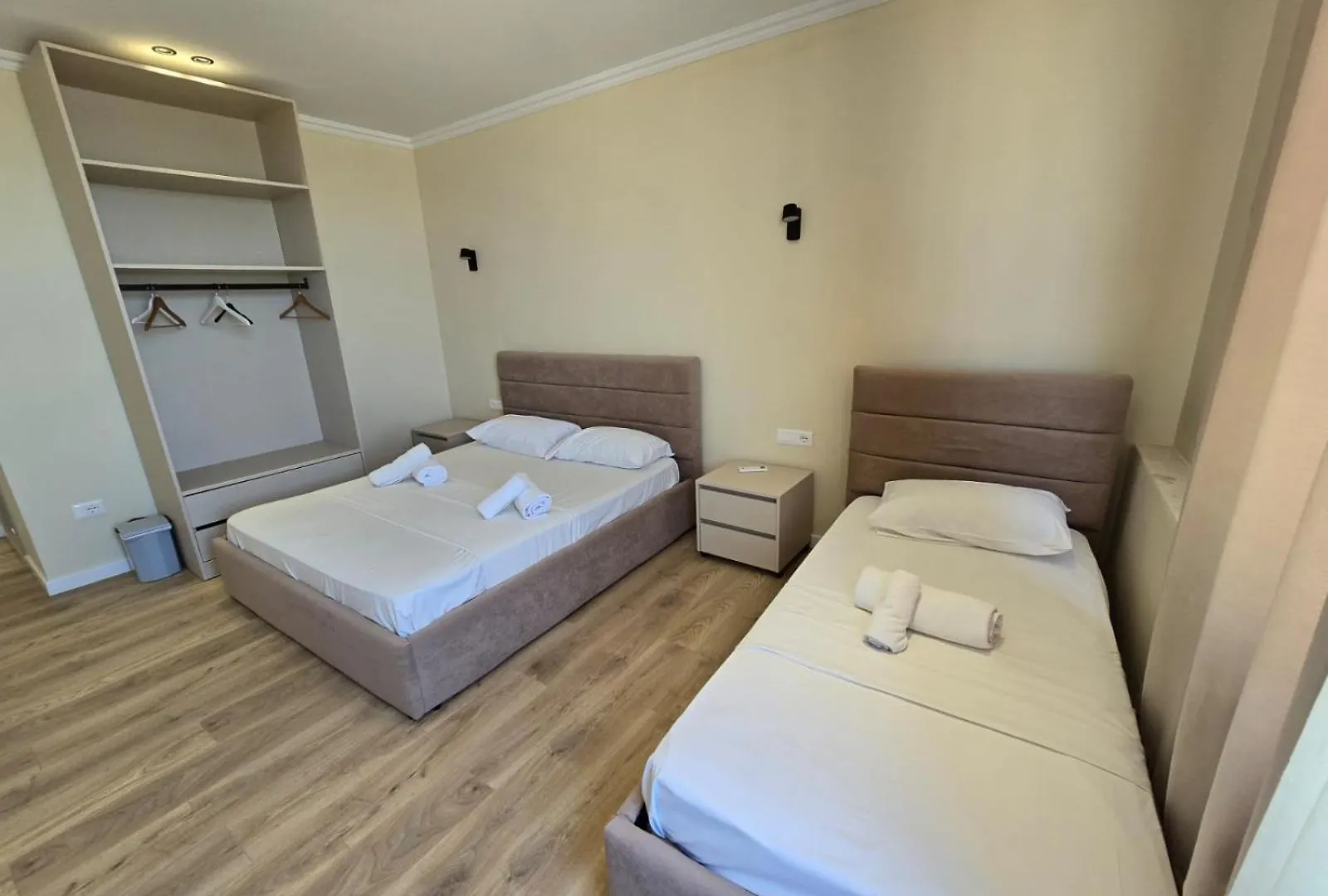 Okej Hotel Golem   Golem (Tirana)